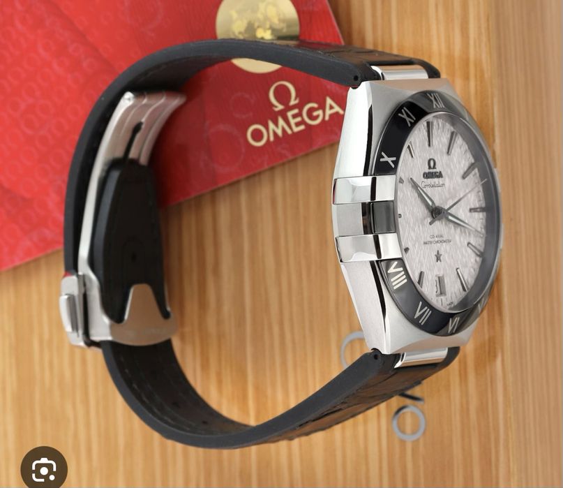 Продaм часы Omega Constellation