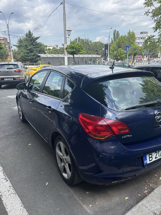Opel astra j hatchback 1.7 diesel