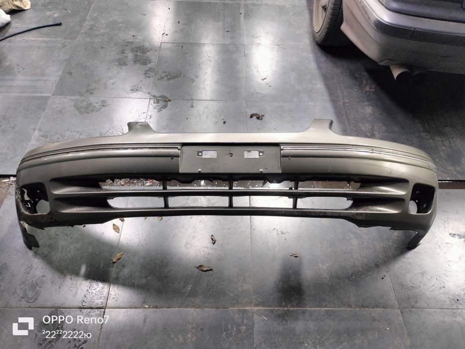 Бу оригинал Бампер камри 20