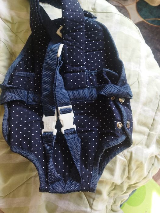 Отдам даром детские вещи.