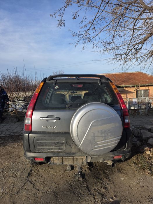 Хонда црв 2/ 2.0 бензин НА ЧАСТИ