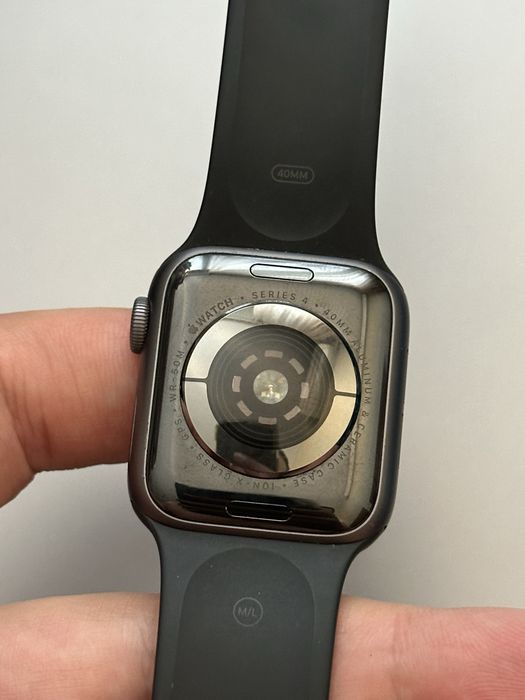 Apple Watch 4 40mm GPS, Aluminium Case, Sports Band