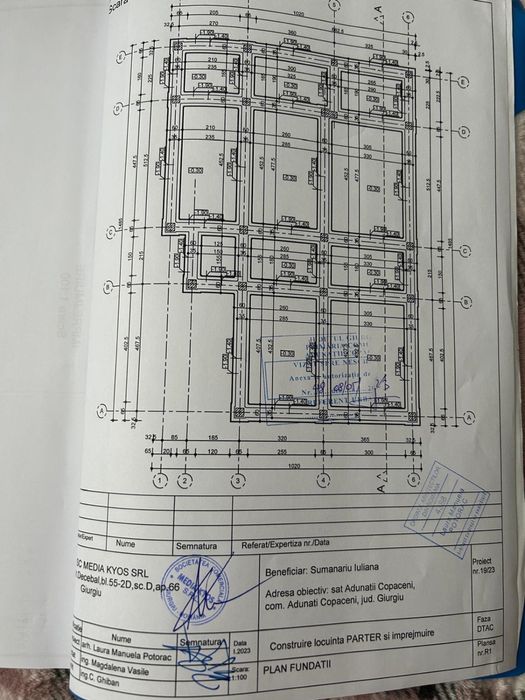 Casa la curte Mogosesti Adunatii Copaceni