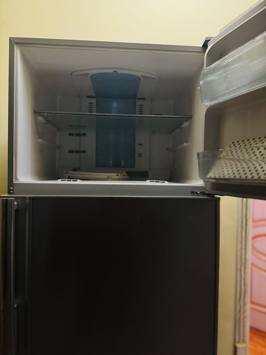 Холодильник TOSHIBA