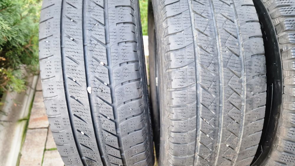 Anvelope iarna 215 65 R 16 C HANKOOK/ Goodyear 2024
