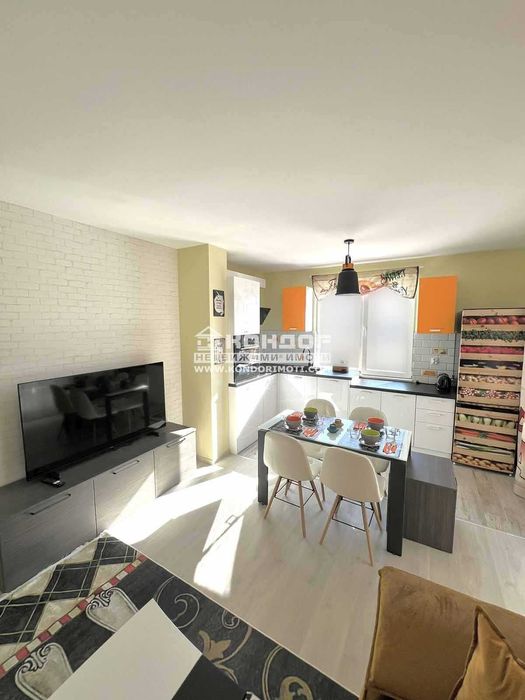 Продава се  в Пловдив, Център -  кв.м за 0 €/ - Снимка #1