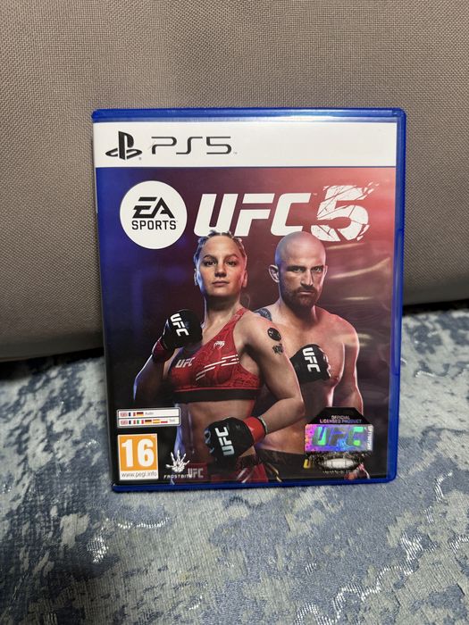 Продам Sony PlayStation 5