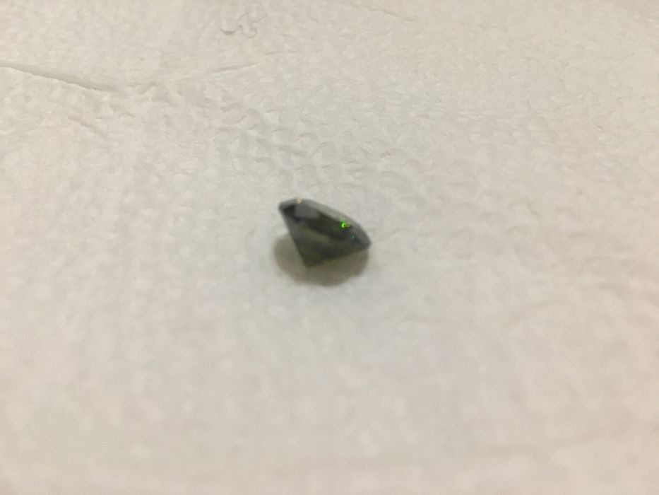 Кулоны и камни настоящие