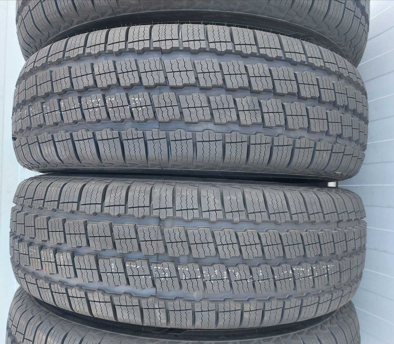 205/70 R15C, 106/104R,  Green - Max VAN, Anvelope All Season M+S