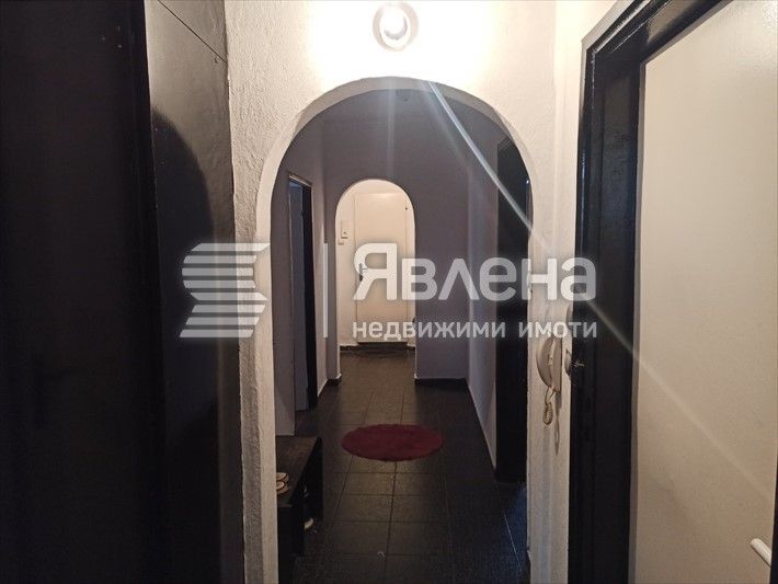 Продава се Многостаен апартамент в Бургас, Възраждане - 105 кв.м за 2858 €/кв.м - Снимка #5