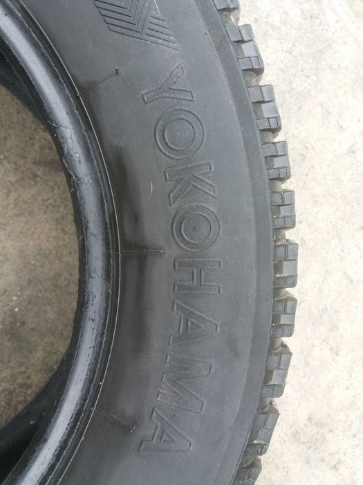 Продам зимние шины YOKOHAMA Б/У