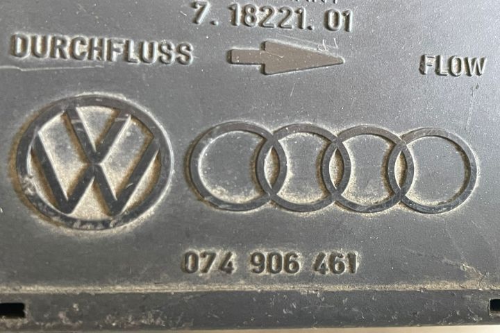 Debitmetru  074906461 Volkswagen VW Golf a 5-a generatie seria