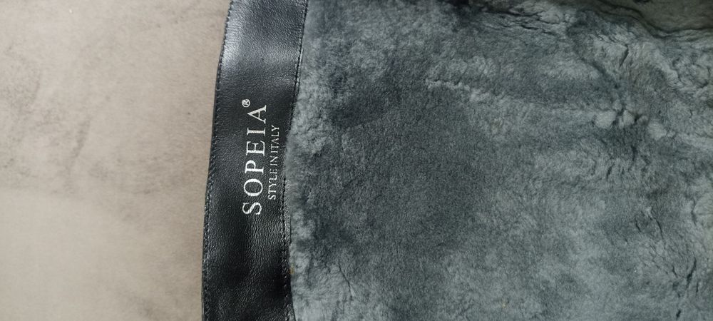 Продам женские сапоги