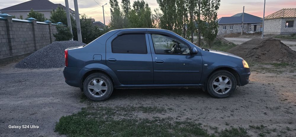 Рено логан 2013 год механика