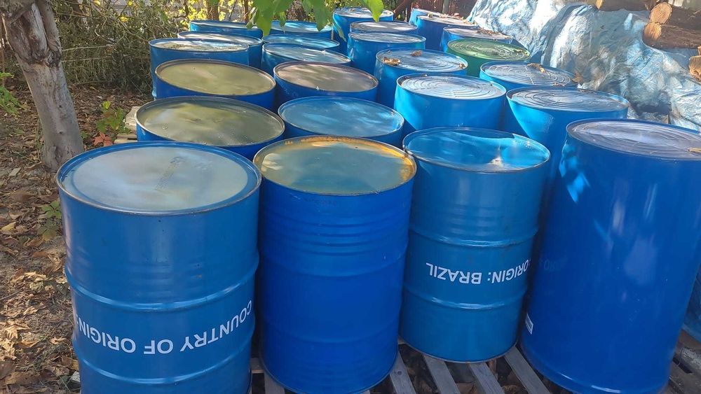 butoi din plastic de 180 litri de 220 litri , plastic alimentar