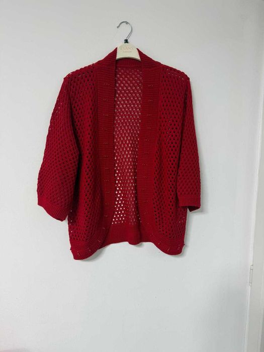Cardigan roșu tricotat cu model ajurat