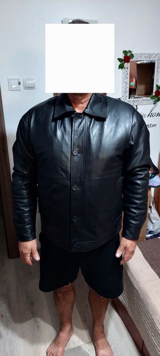 Geaca de piele 100% noua (cu eticheta)