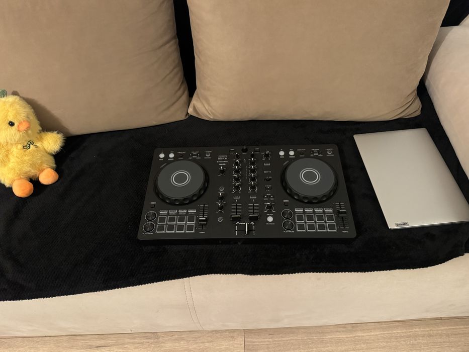 DDJ Flx 4 mixxer