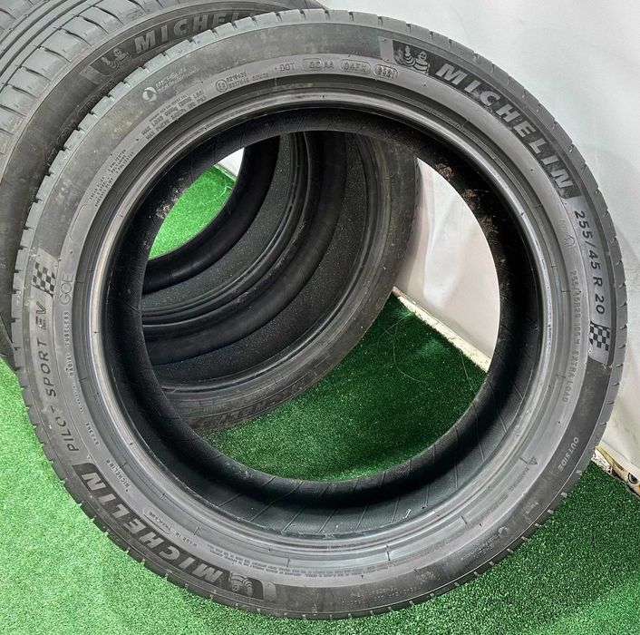 4бр 255/45r20 MICHELIN PILOT SPORT летни