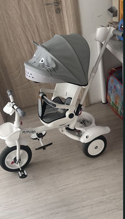 Триколка със сенник Chipolino
