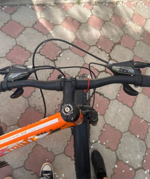 Продам фирменный велосипед подростковый Trinx