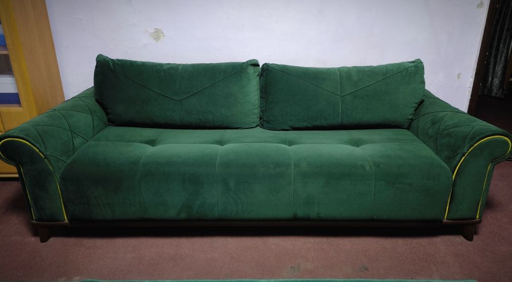 Мягкая мебель для гостиной.