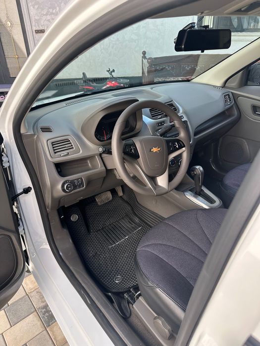 Chevrolet Cobalt 2025 — 6