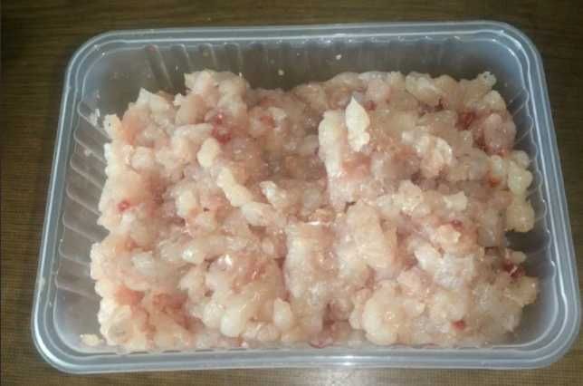 Рыба карась фарш из карася, икра