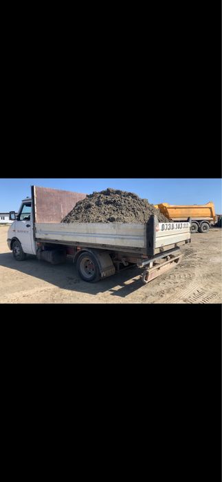 nisip/piatra/balastru/pamant/mranita