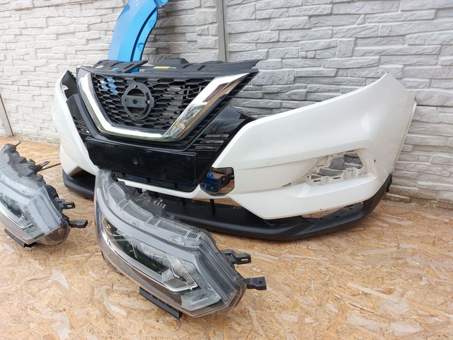 Bara fata grila far dreapta aripa dreapta nissan qashqai j11 dupa 2017