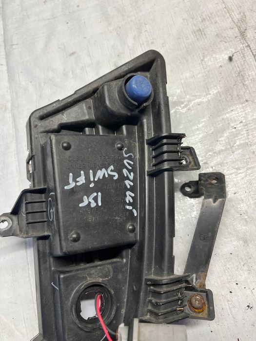 Халоген Suzuki Swift 13-