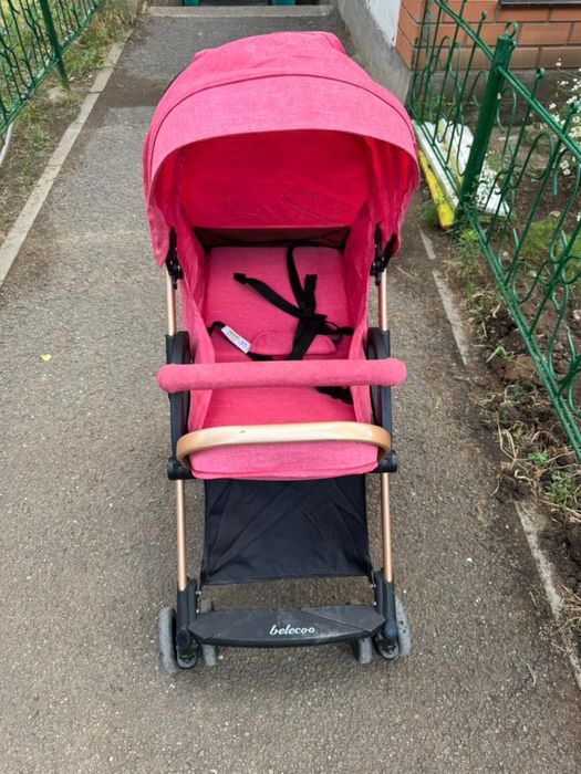 Коляска розовая для девочек