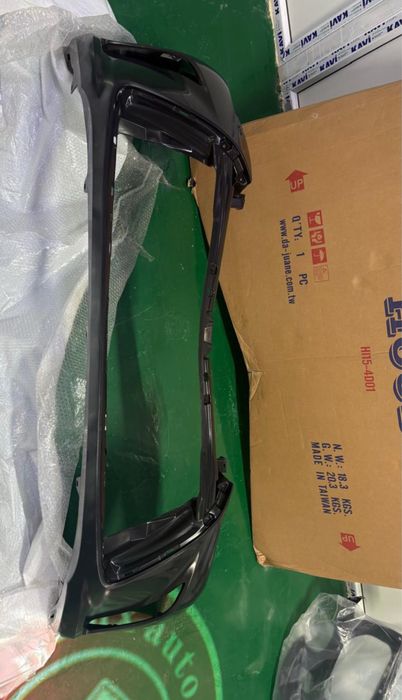 Передние бампера Camry 55 se (американка)