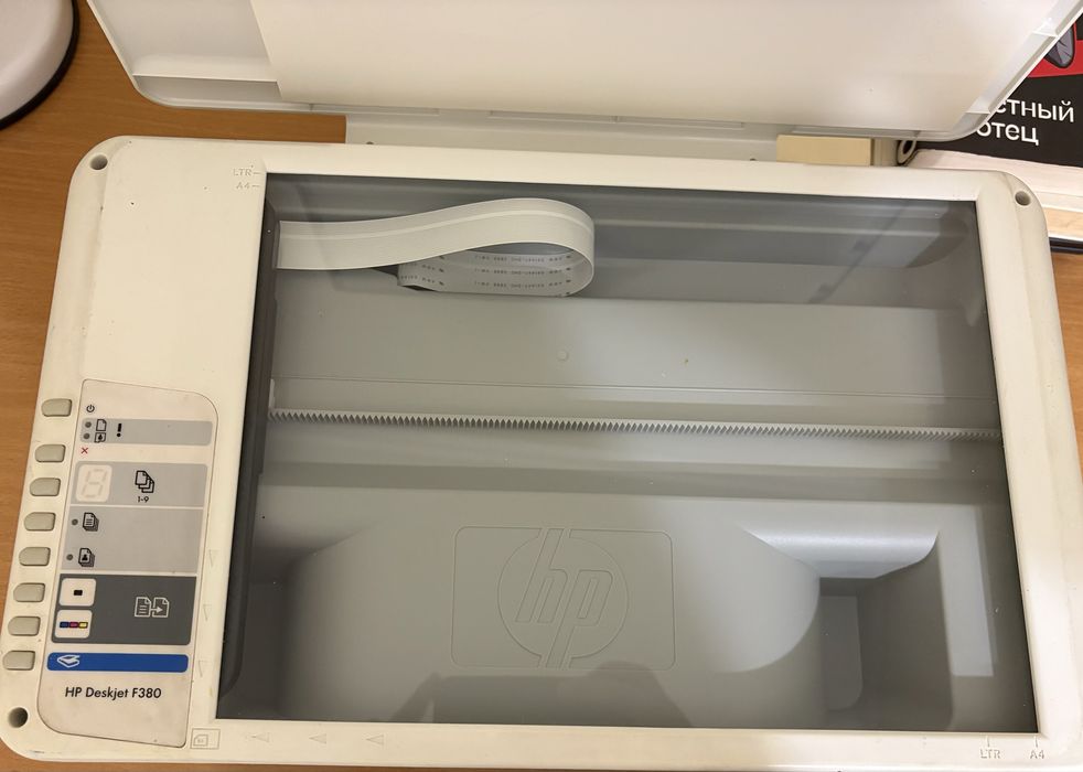 Продам принтер либо отдам на запчасти