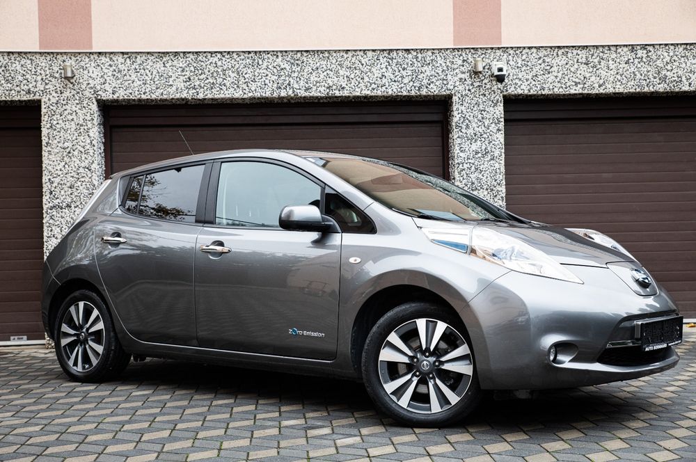 NISSAN Leaf 2017 — imagine 2