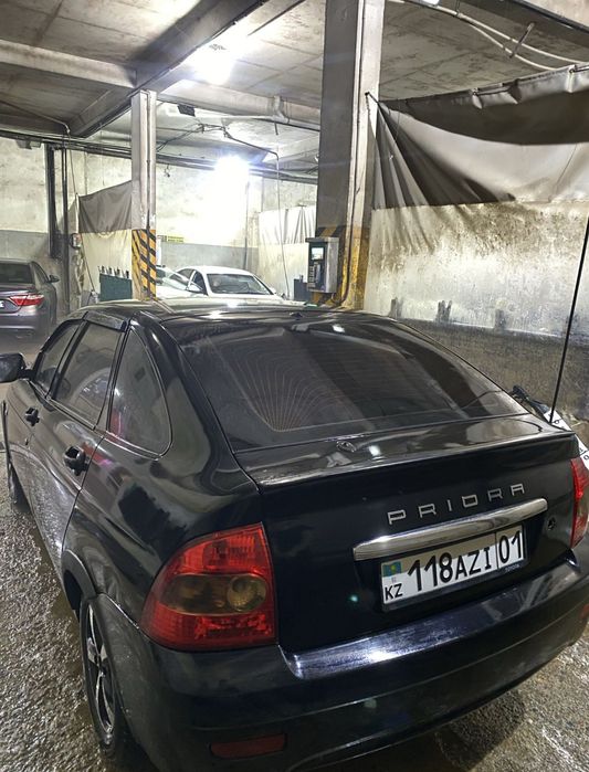 Прирора   хетчбек 2011