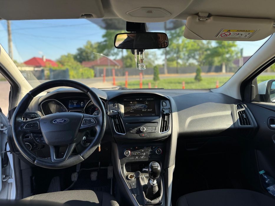 Vand Ford Focus 2015