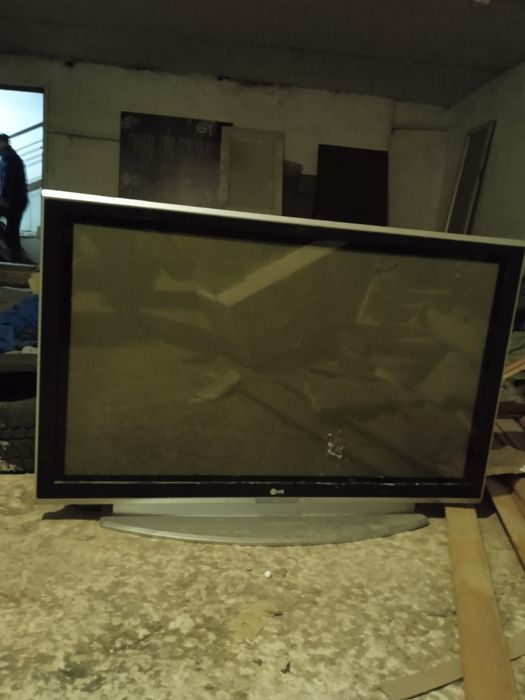 Продам ж/к телевизор