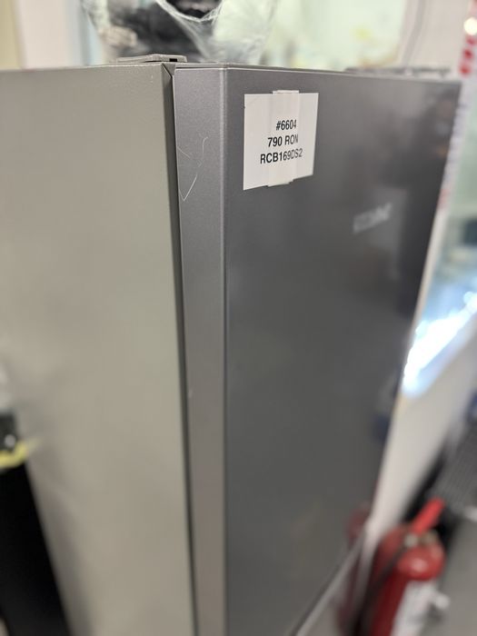 Combina frigorifica Comfee RCB169DS2(E)