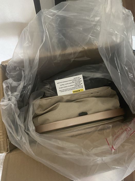 Продам новую коляску