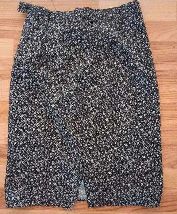 Fustă cu model deosebit