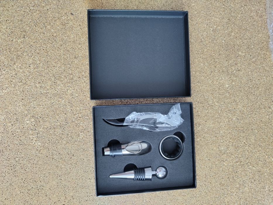 Комплект за вино