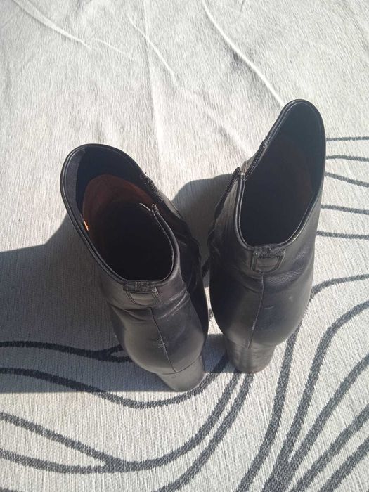 продам черные ботильоны, BASCONI