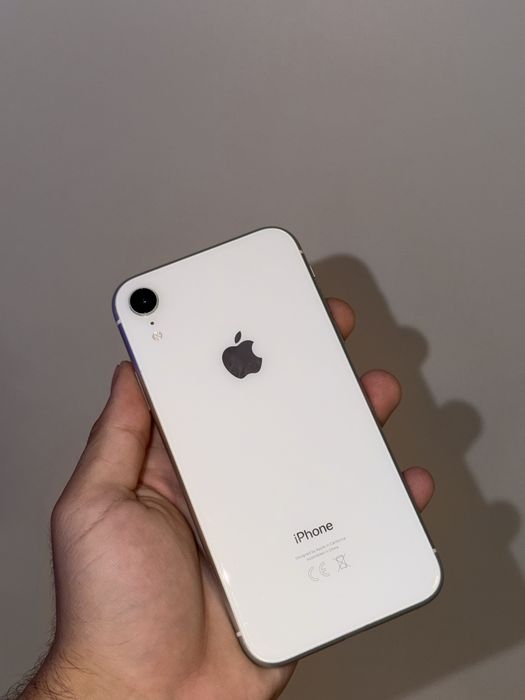 iPhone XR 64GB White