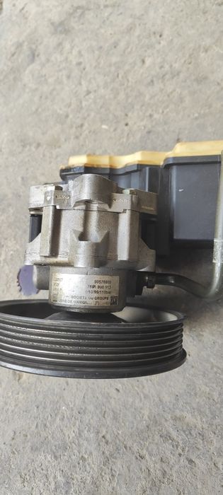 Продаю авто запчасти