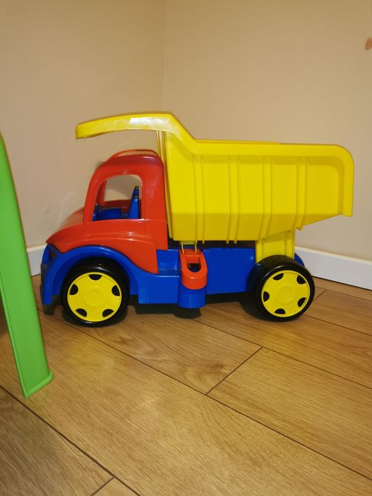 Camion dimensiune mare