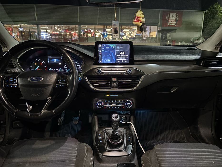 FORD Focus 2019 — imagine 10