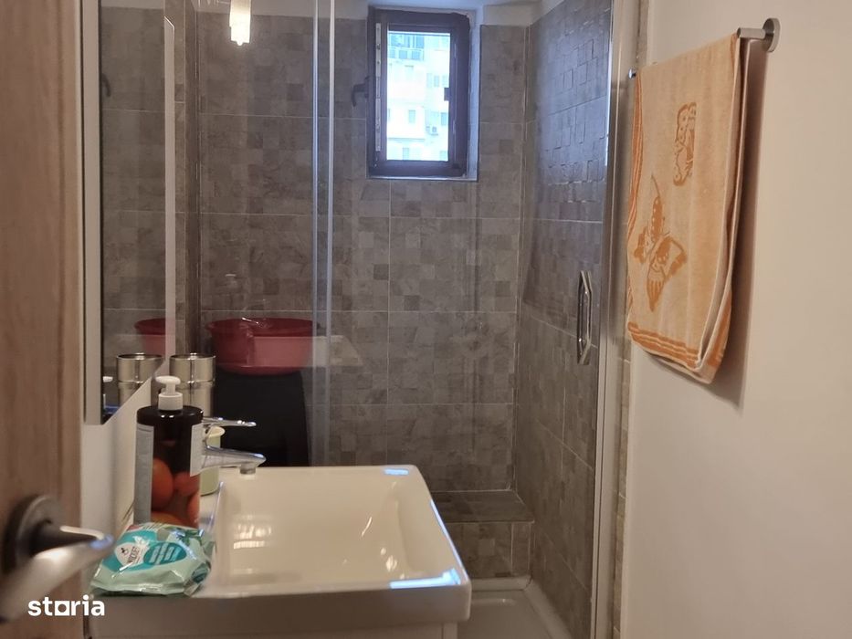 Apartament spațios cu 3 camere – Zona Policlinica Armatei, Târgoviște