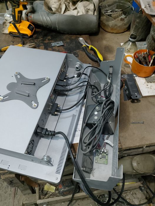 Жёсткий диск 1.000 тенге