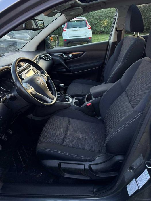 Vand Nissan Qashqai 1.2 benzina din 2015